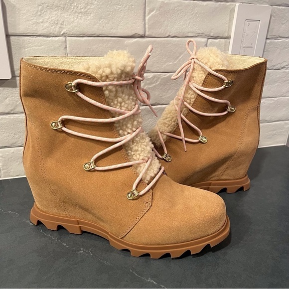 NWT Sorel sz 11 Joan of Artic wedge lace cozy booties - Picture 8 of 16